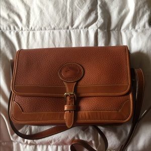 Vintage Dooney & Bourke Tan Crossbody. New.